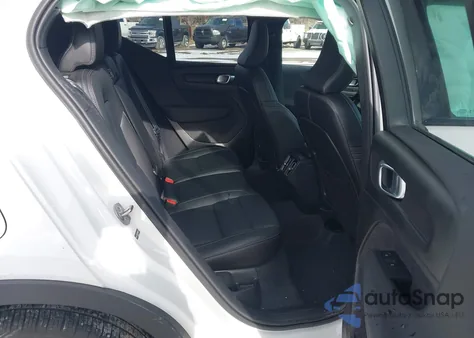 2025 Volvo Xc40 B5 Plus Dark Theme from USA, damaged, VIN YV4L12UC6S2606417